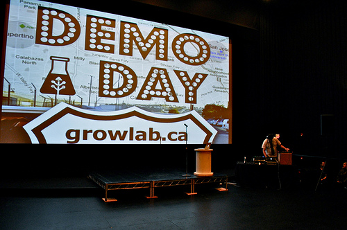GrowLab DemoDay 2011 - Some rights reserved by miketippett